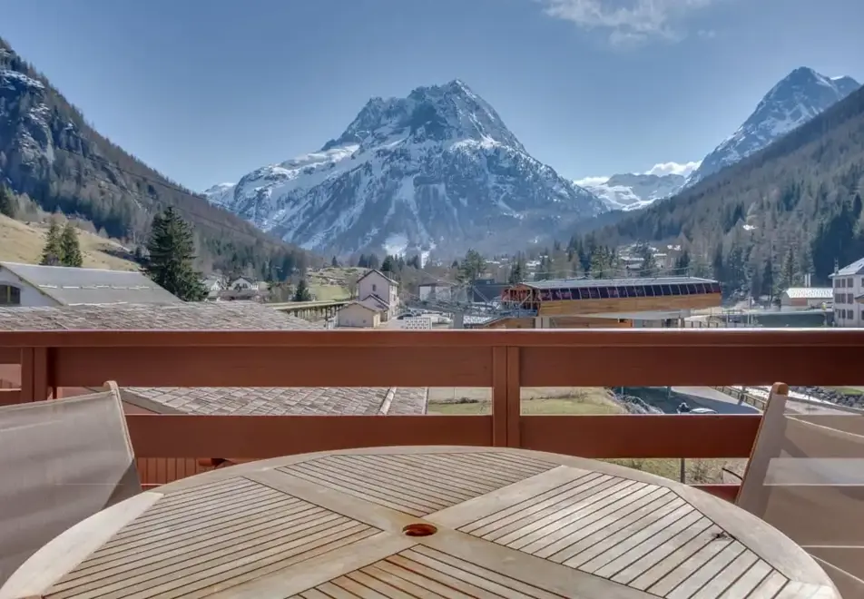 Les Portes du Mont Blanc, Vallorcine (self catered apartments) - Balcony view