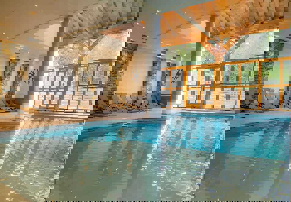Les Chalets de Wengen, Les Coches (self catered apartments) - Indoor pool