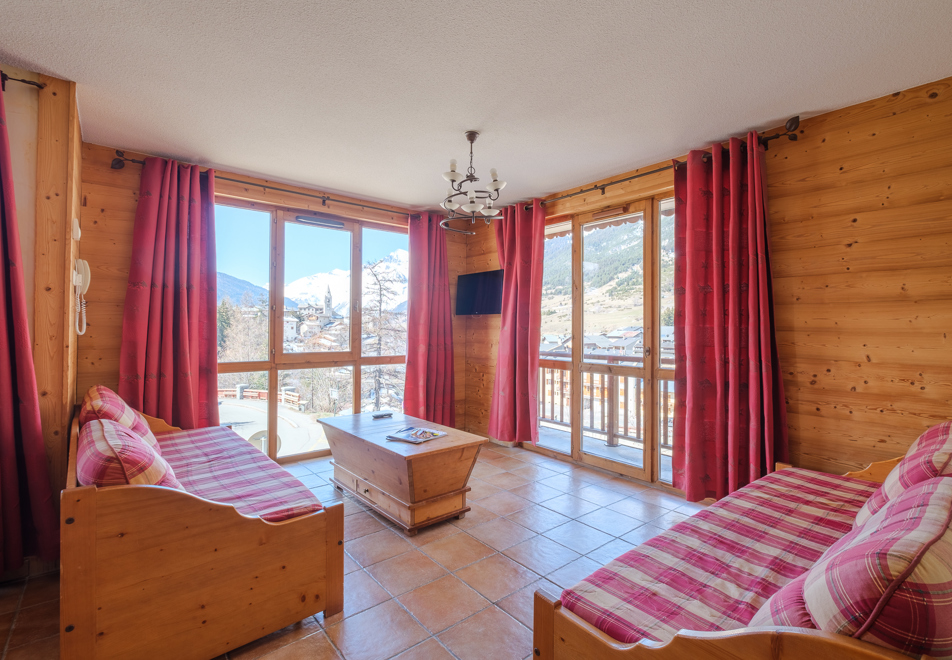 Les Balcons de Village, Val Cenis (self catered apartments) - Typical apartment style
