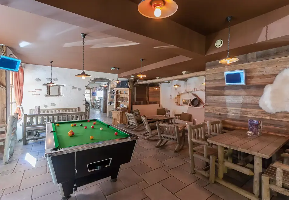 Les Balcons de Village, Val Cenis (self catered apartments) - La Bergerie restaurant