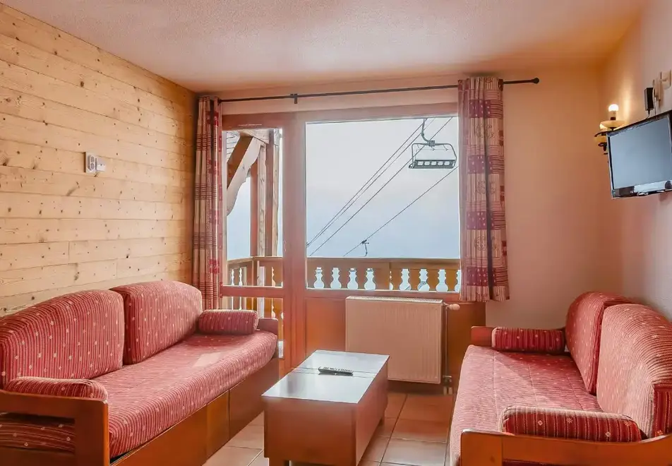 Les Balcons de Val Thorens, Val Thorens (self catered apartment) - Typical apartment style