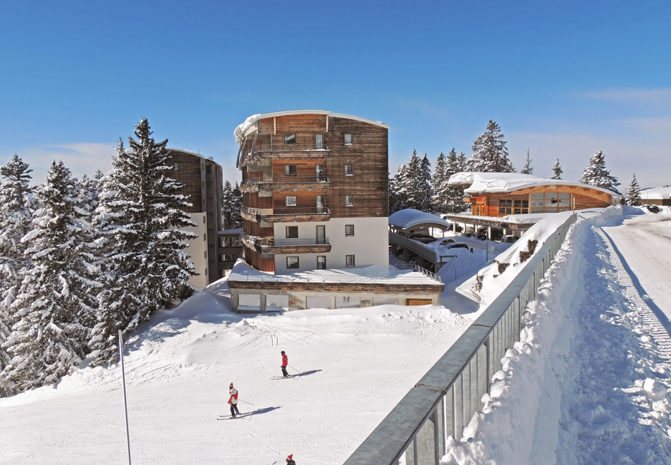 Ecrin des Neiges, Chamrousse (self catered apartment) - Exterior