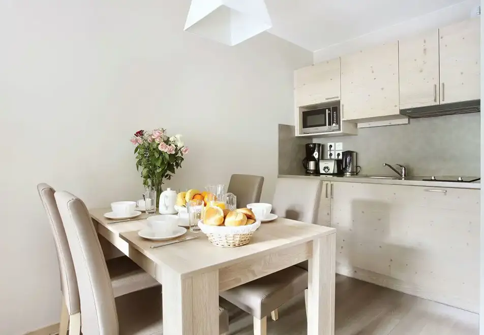 Le Panoramic, Flaine (self catered apartments) - Typical apartment style