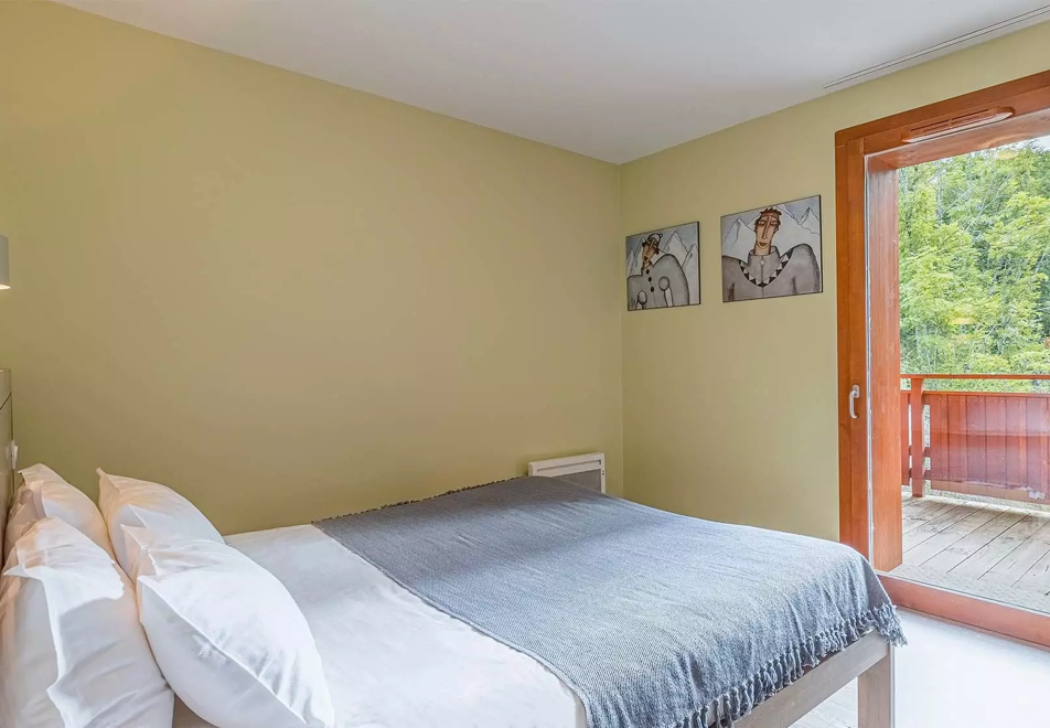 La Cascade-Epinettes, Vaujany (self catered apartments) - Les Epinettes typical apartment style