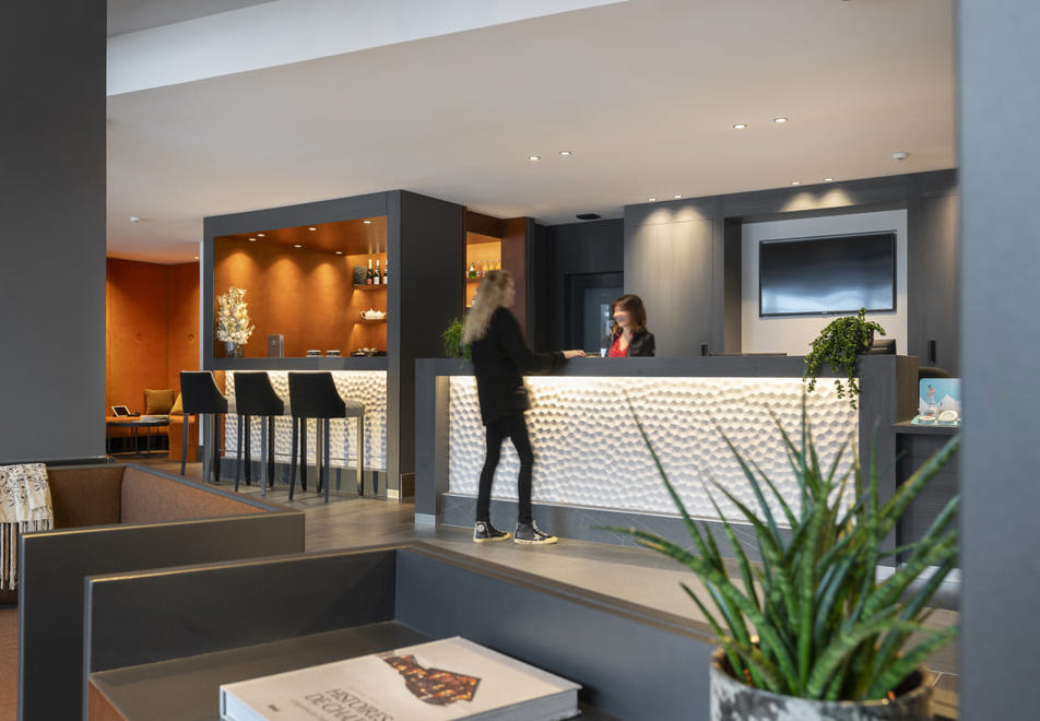Laska, Les Contamines (self catered apartments) - Reception