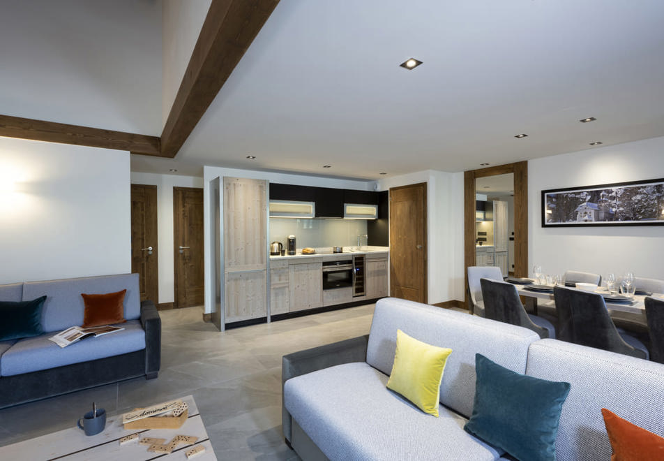 Laska, Les Contamines (self catered apartments) - Typical 4 bed apartment style