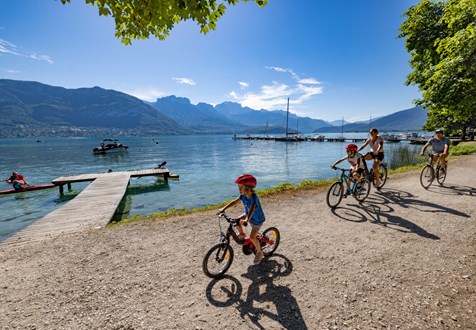 Lake Annecy Summer Holidays | Lakes & Mountains | Peak Retreats