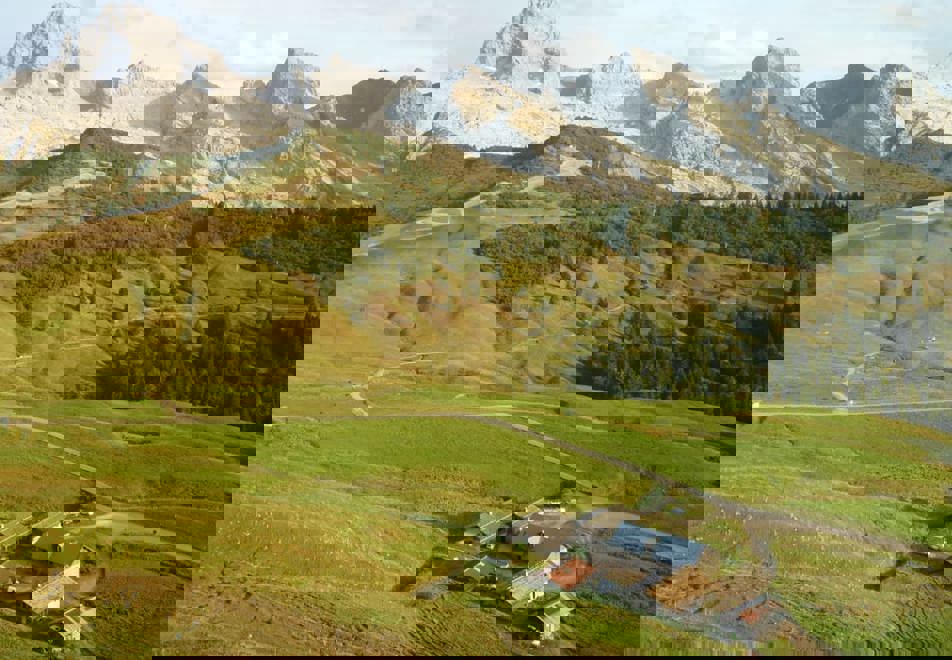Le Grand Bornand village - Pastures