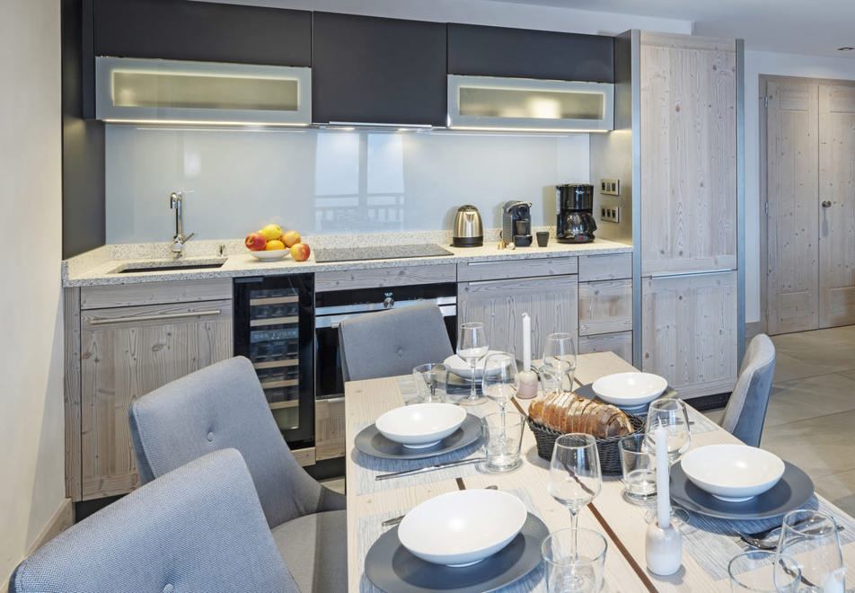 Hameau de l'Ours, Manigod (self catered apartments) - Typical 3 bedroom style
