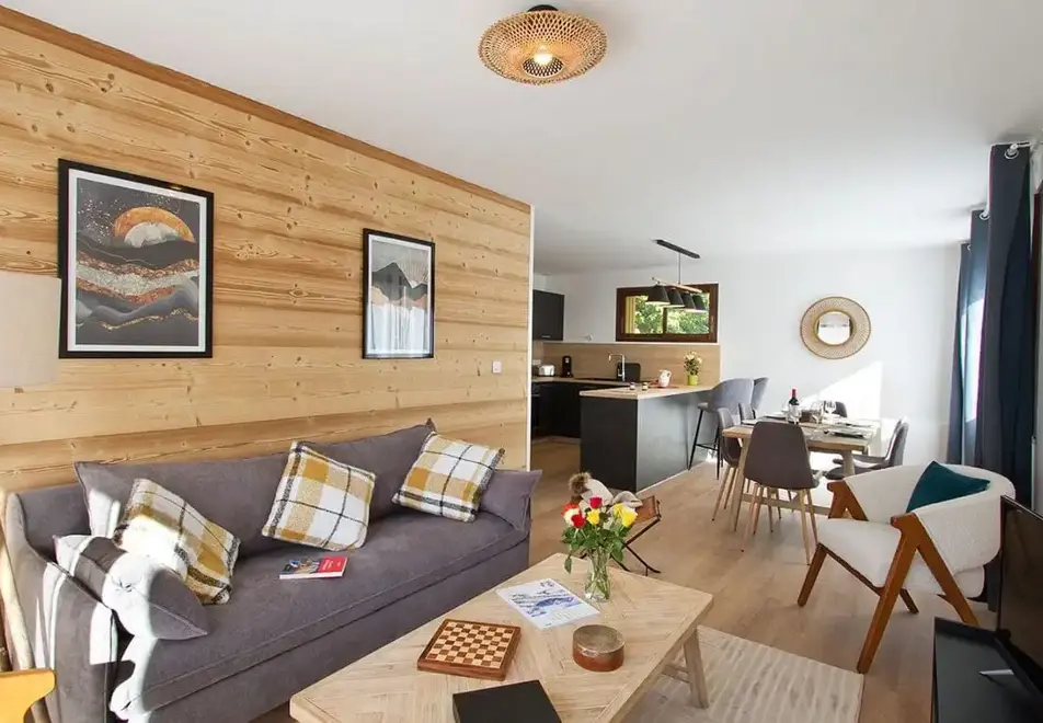 Provencal, Les Deux Alpes (self catered apartments) - Typical apartment style