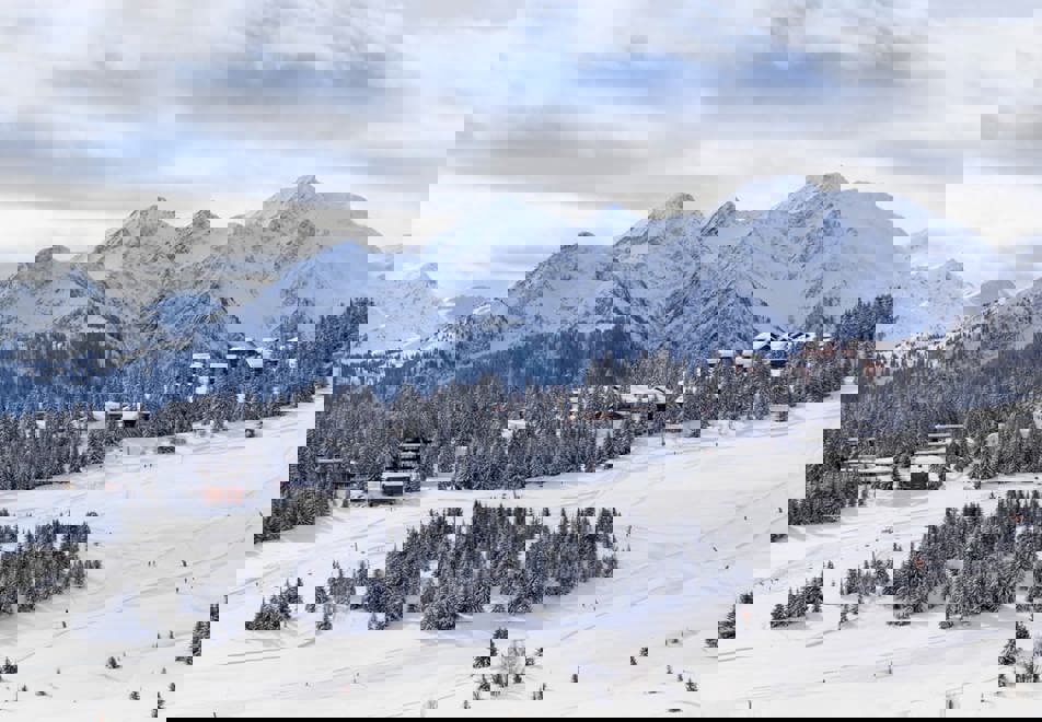 Les Saisies skiing