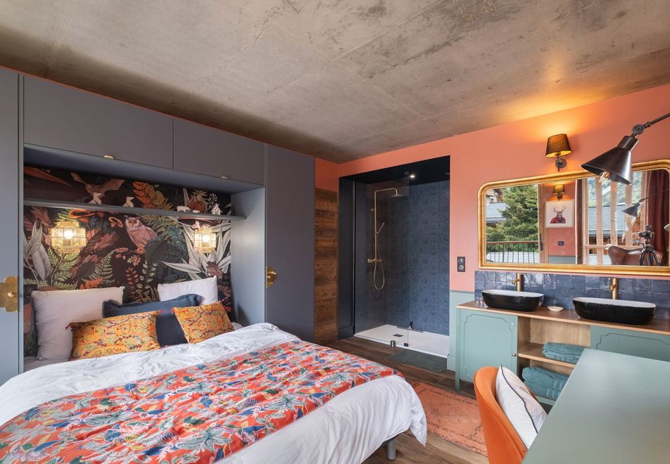 Chalet Blanc, St Martin de Belleville (self catered chalet) - Bedroom