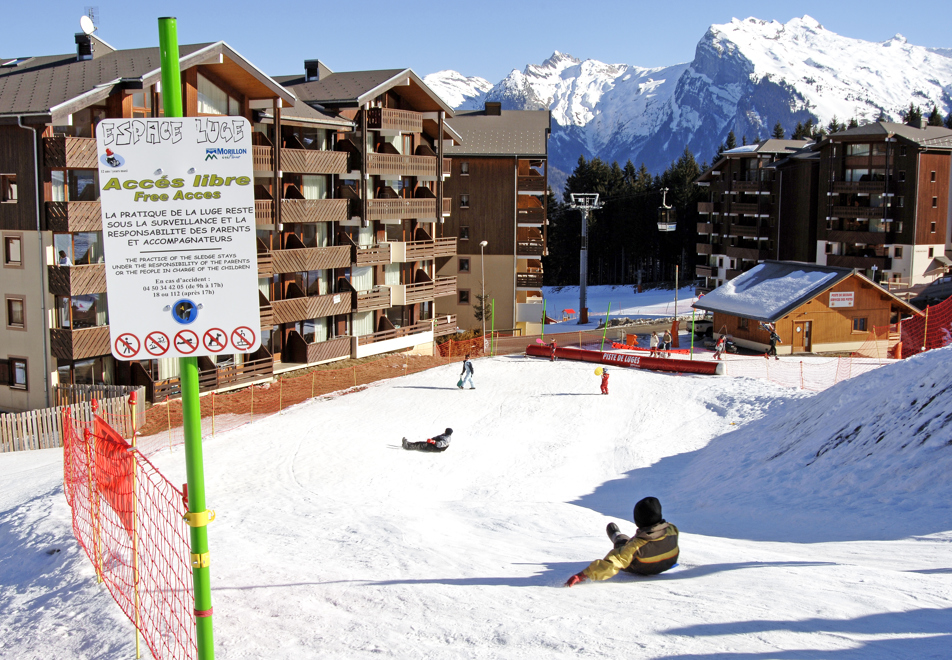 Morillon Ski Village