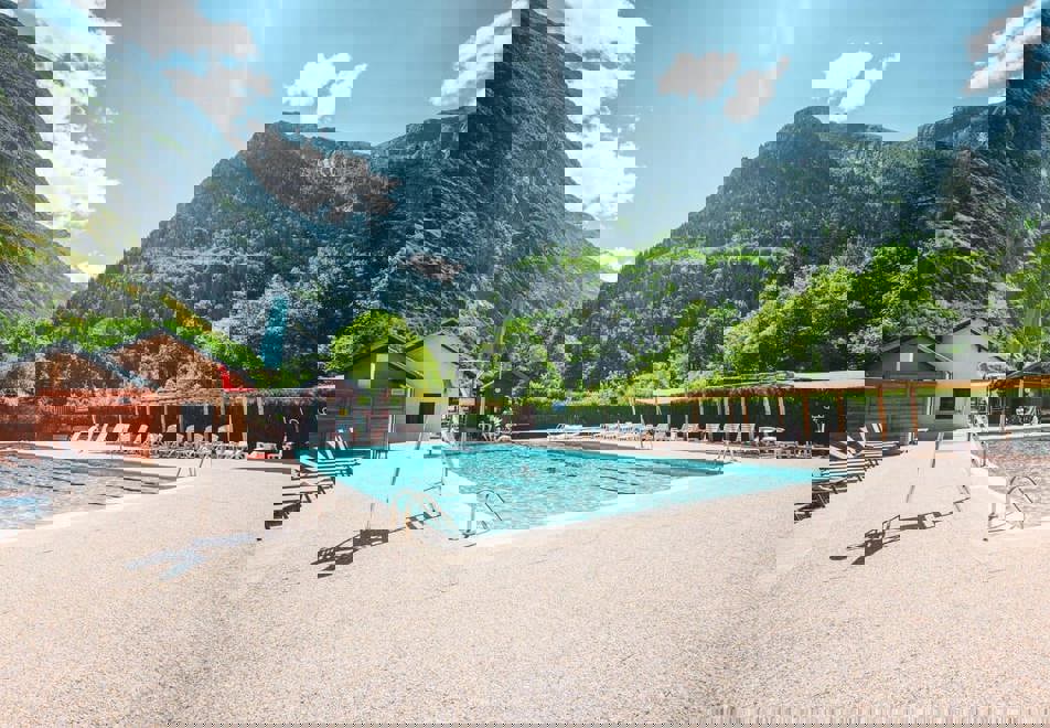Les Deux Alpes alpine resort - Venosc (nearby) outdoor pool