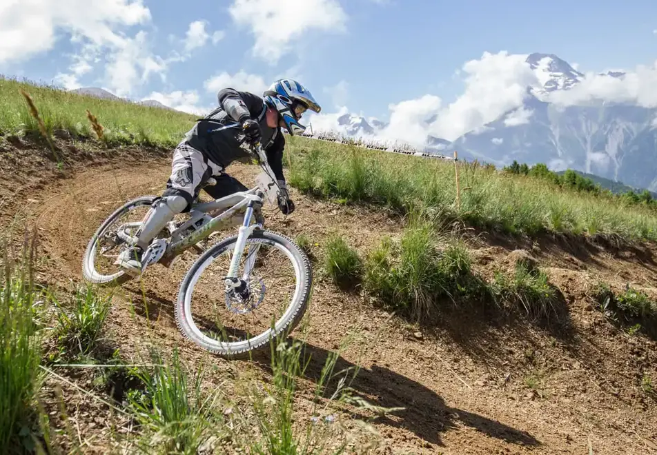 Les Deux Alpes alpine resort - Mountain biking