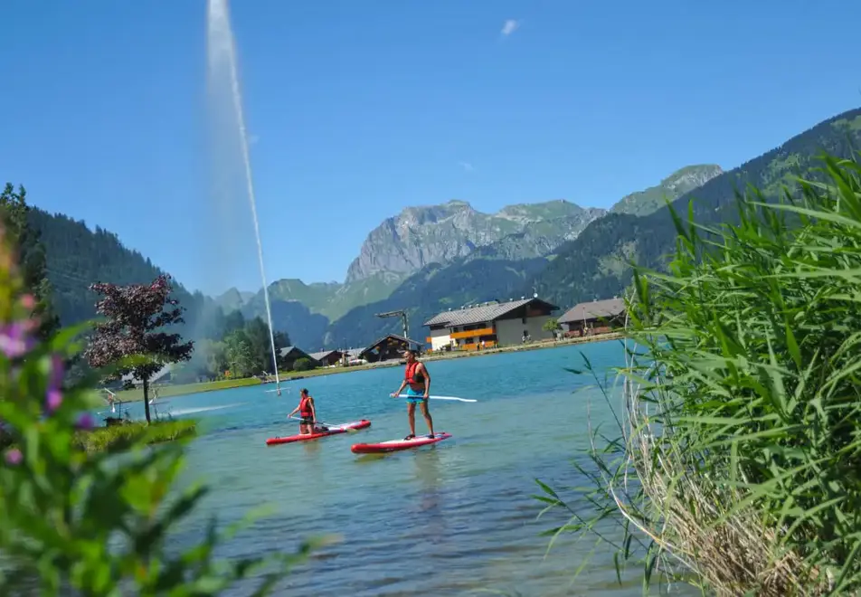 Chatel paddleboarding