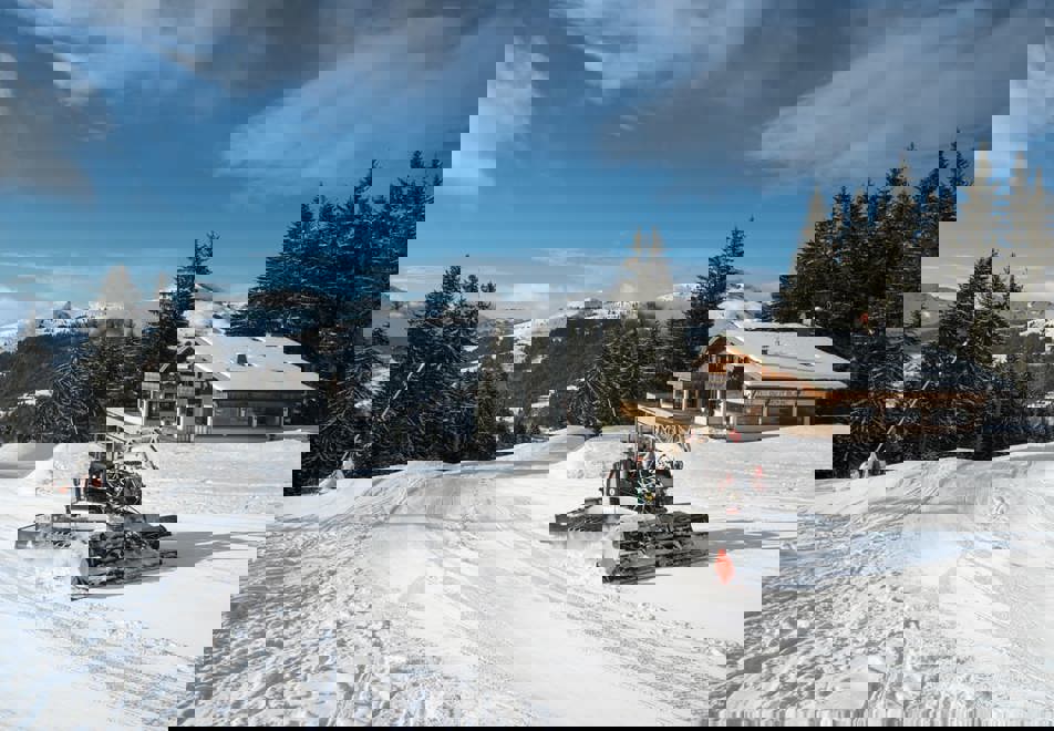 Les Gets - Snow groomer