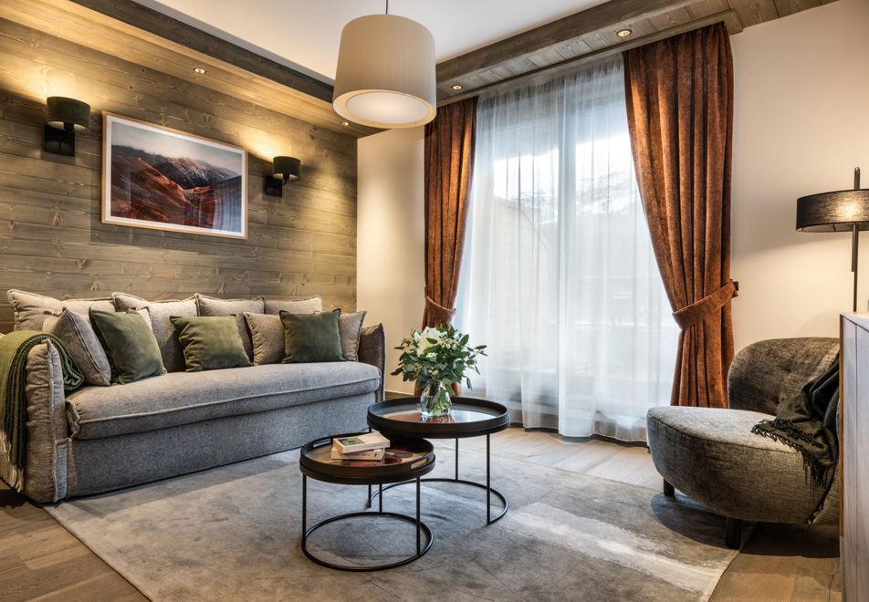 Falcon Lodge, Meribel (self catered apartments) - A01 (©Philippe Gal)