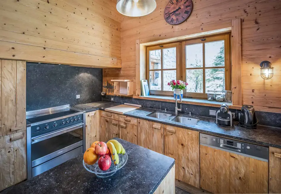 Chalet Davos, Val d'Isere (self catered or catered chalet) - Kitchen