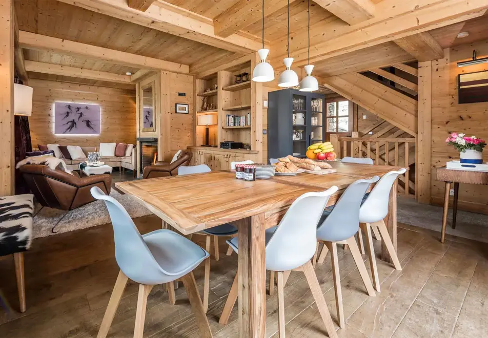 Chalet Davos, Val d'Isere (self catered or catered chalet) - Dining area
