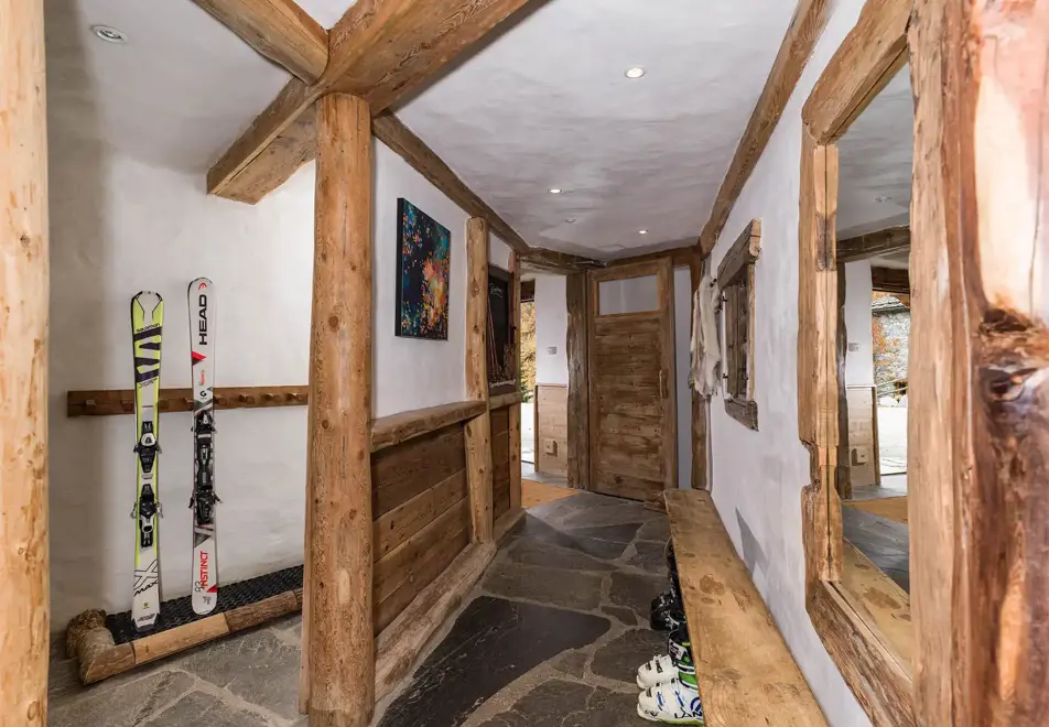 Chalet Arosa, Val d'Isere (self catered or catered chalet) - Ground floor