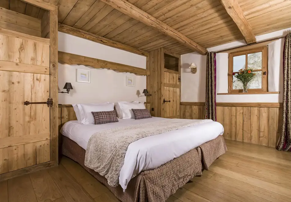 Chalet Arosa, Val d'Isere (self catered or catered chalet) - Bedroom