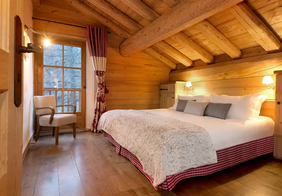 Chalet Arosa, Val d'Isere (self catered or catered chalet) - Bedroom