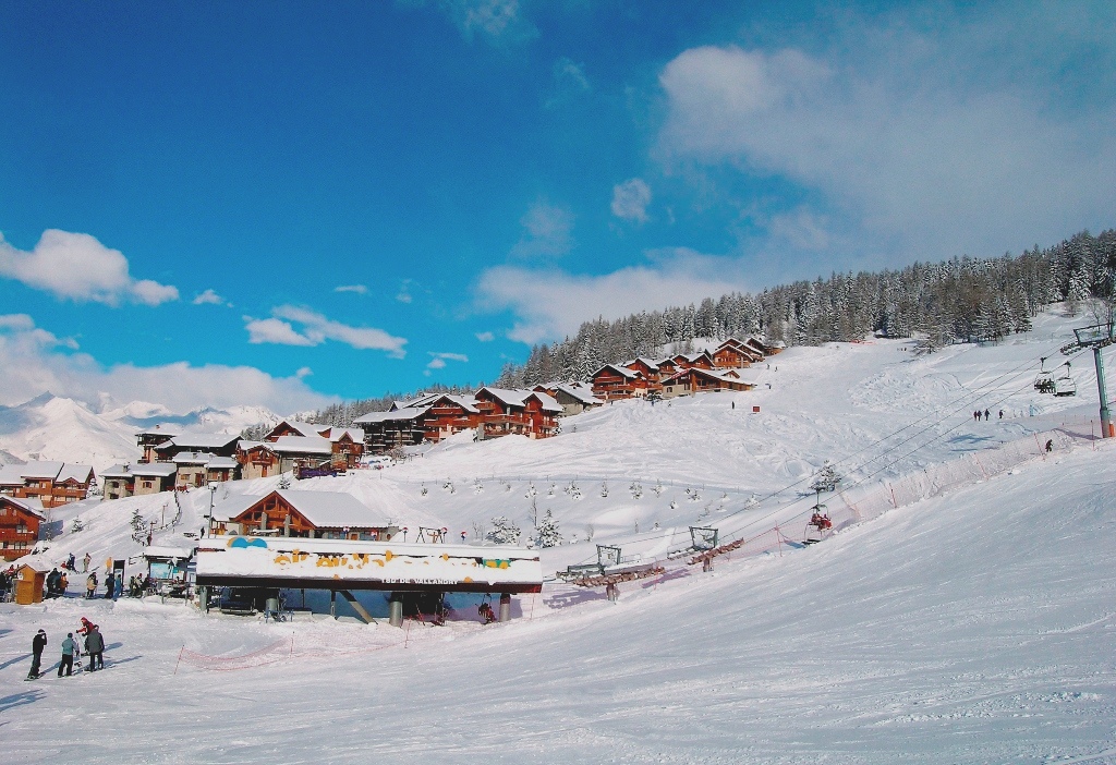 Peisey Vallandry Skiing Holidays Ski Apartments Peak Retreats