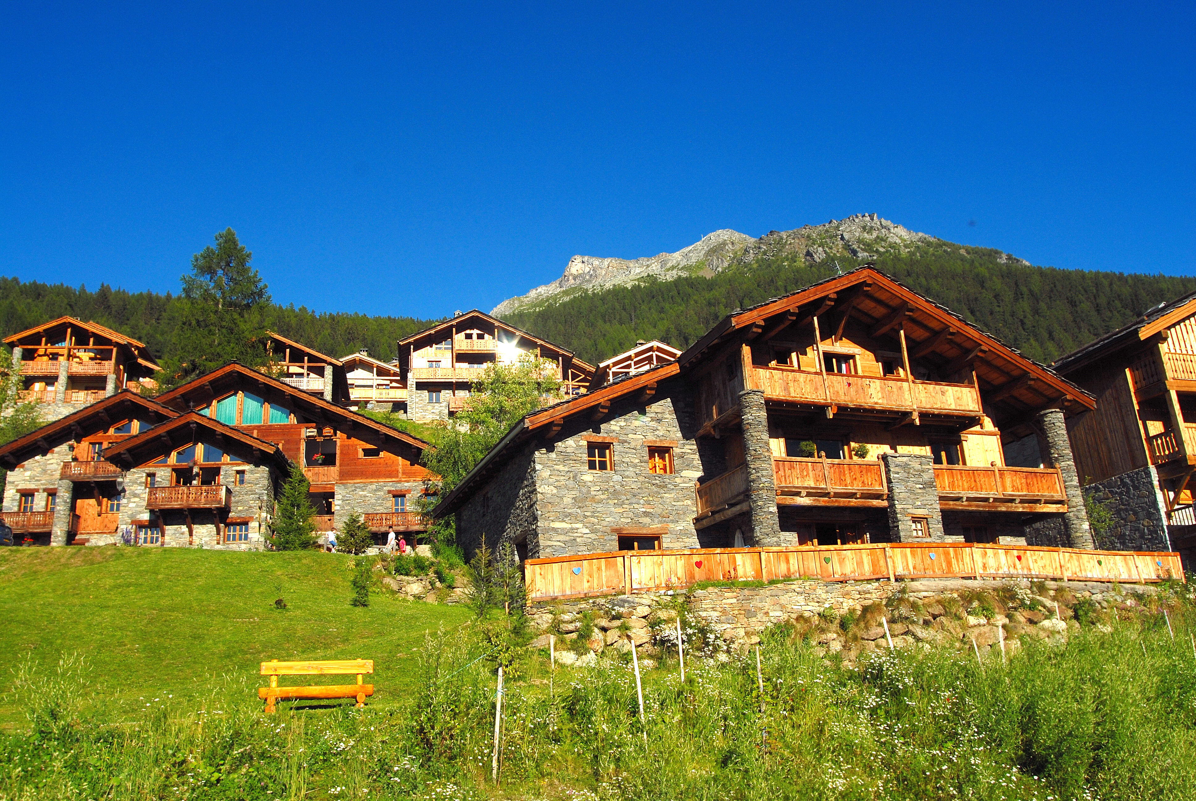 Sainte Foy Summer Holidays Lakes Mountains Peak Retreats