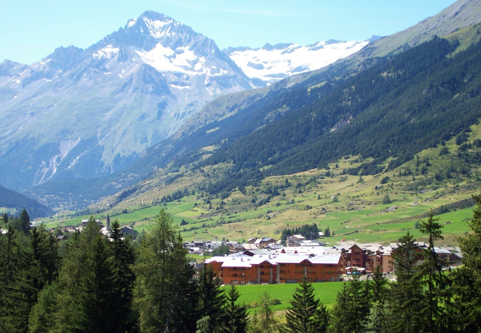 Val Cenis Village