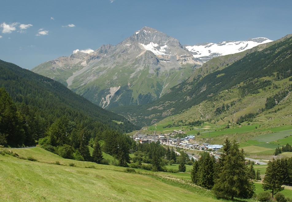 Val Cenis Village - Stunning scenery
