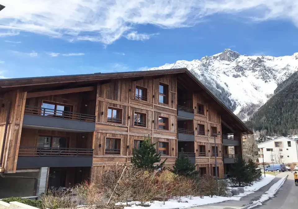 Le Cristal de Jade-Chamonix-Exterior (©XSPR) (2).webp