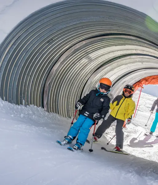 HEADER-Val Thorens skiers children (©tC.Cattin)-2000px.webp