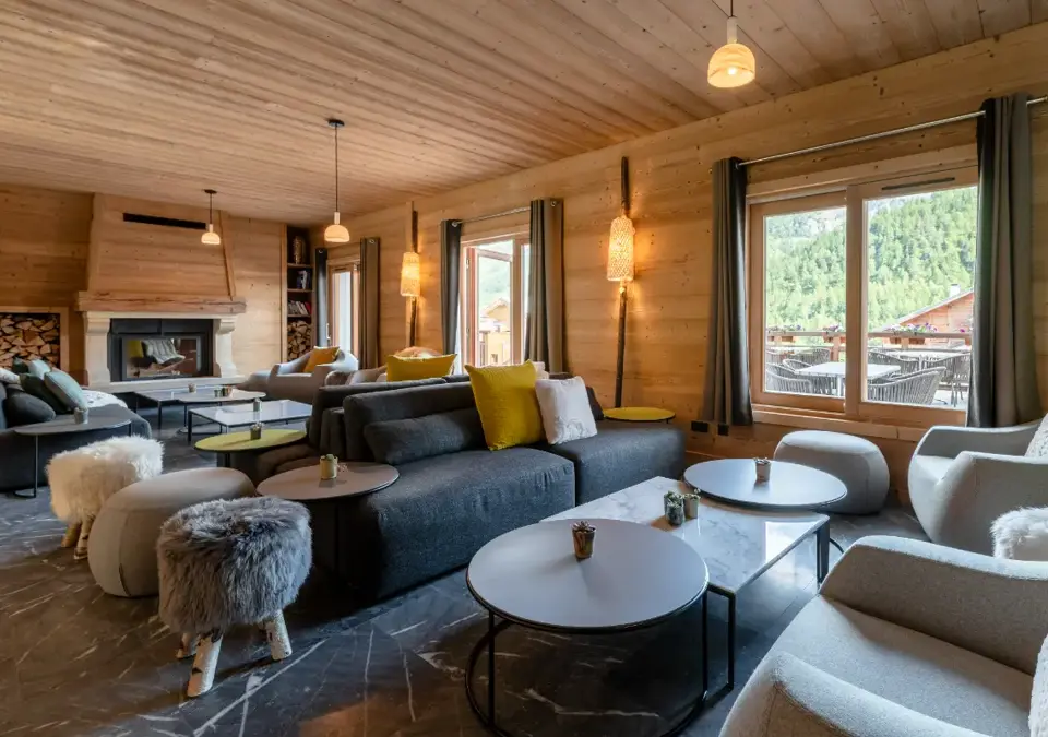 Chalet Blanc-Montgenevre-Lounge (2).webp