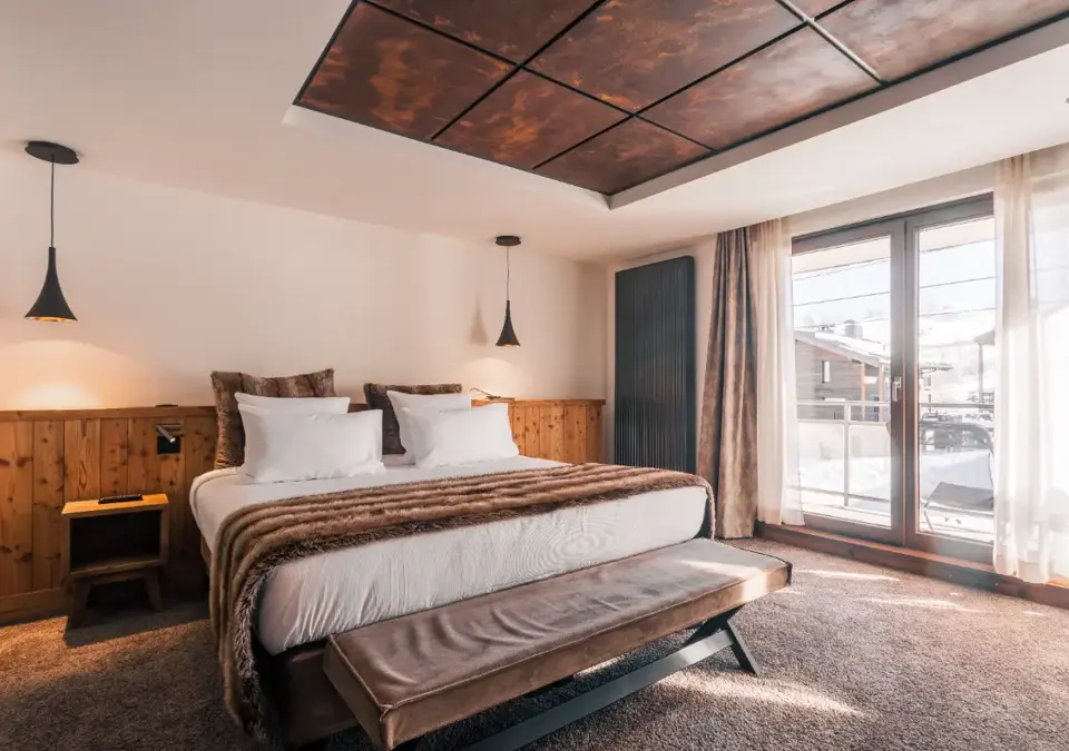 Daria-I Nor-Alpe d'Huez-Typical room styles (©Norman Giry) (2).webp