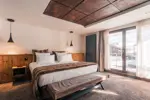 Daria-I Nor-Alpe d'Huez-Typical room styles (©Norman Giry) (2).webp