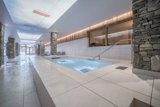 Sky-La Rosiere-Plunge pool (1).webp