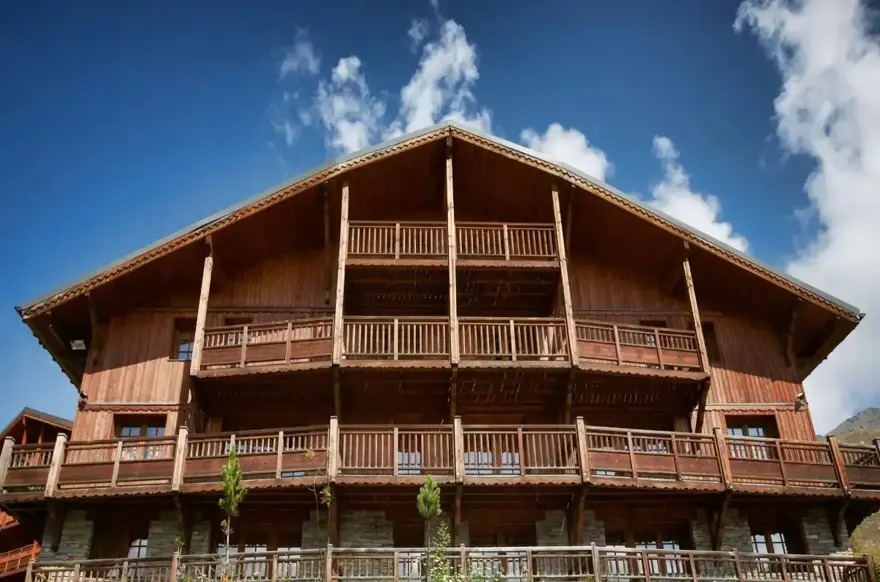 Chalets du Soleil-Les Menuires (1).webp