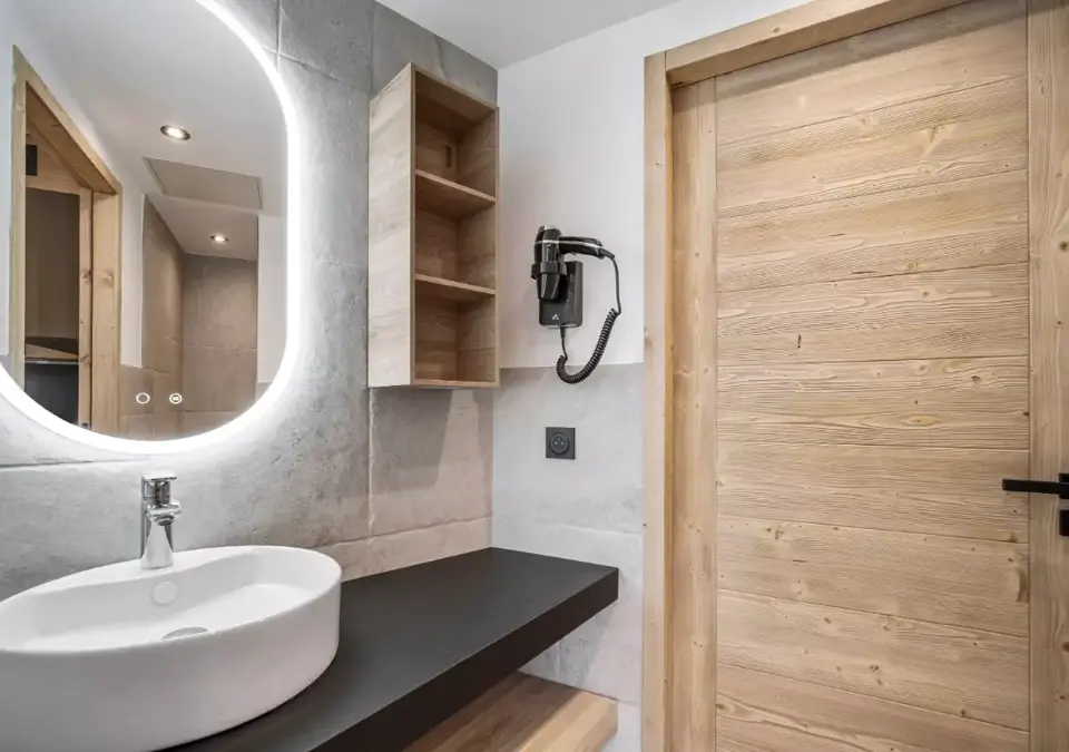 Quartz-Tignes Val Claret-Apartments 202 + 302 + 402 (1).webp