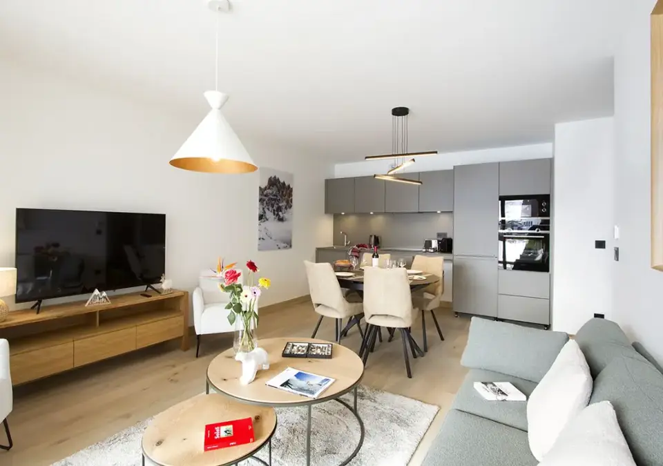 Phoenix-Alpe d'Huez-Typical B building apartments (13).webp