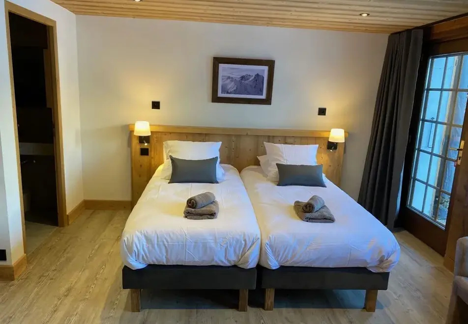 Chalet Le Bon Vieux Temps, Chatel (self catered chalet) - Bedroom