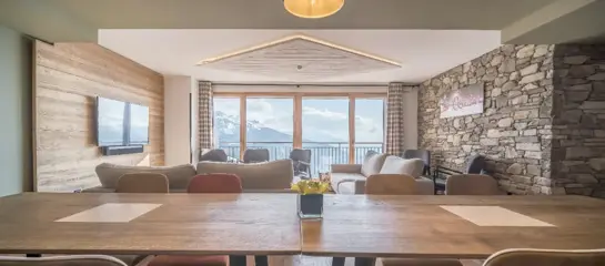 Duplex apartment 501 sleeping 16 (c.167): 