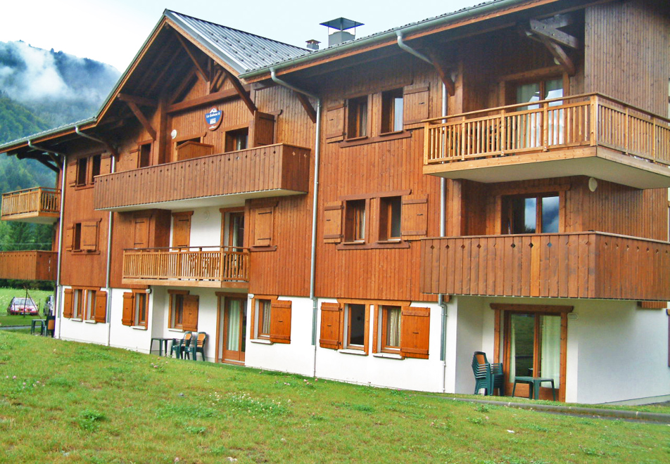 Les Fermes de Samoens, Samoens (self catered apartments)