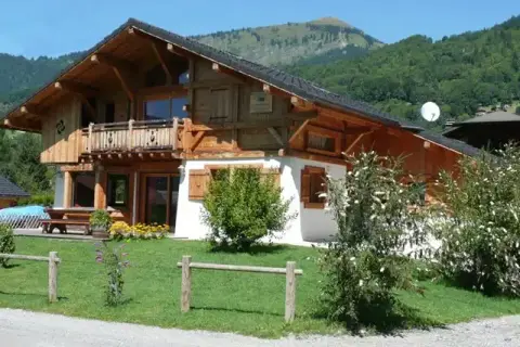 Chalet Arnica, Samoens (self catered chalet)