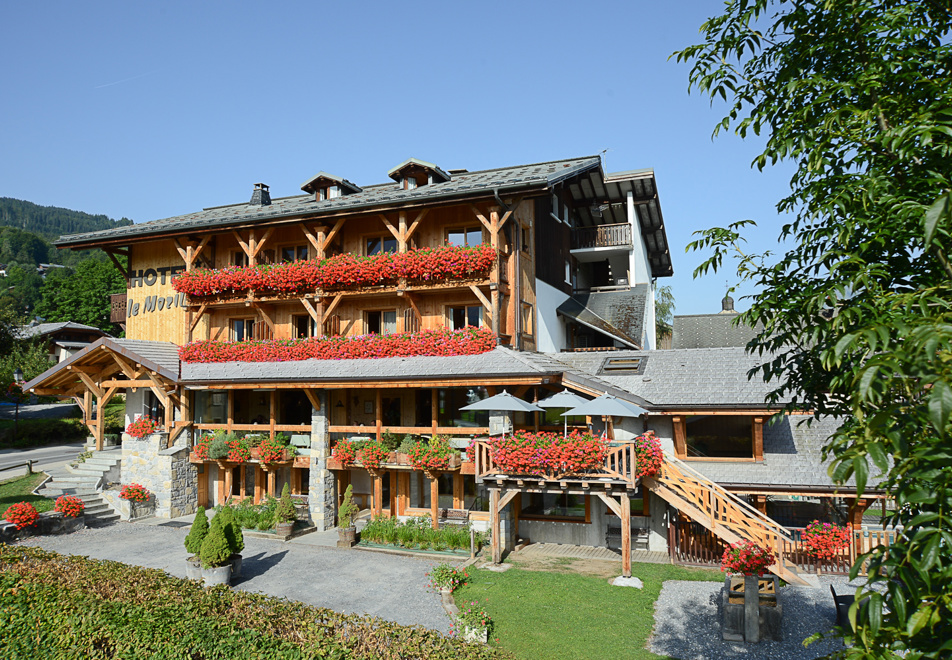 Le Morillon, Morillon (Hotel)