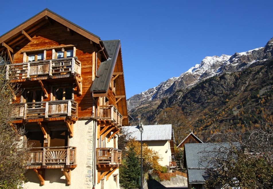 Le Grenier, Vaujany (self catered apartment) - Exterior