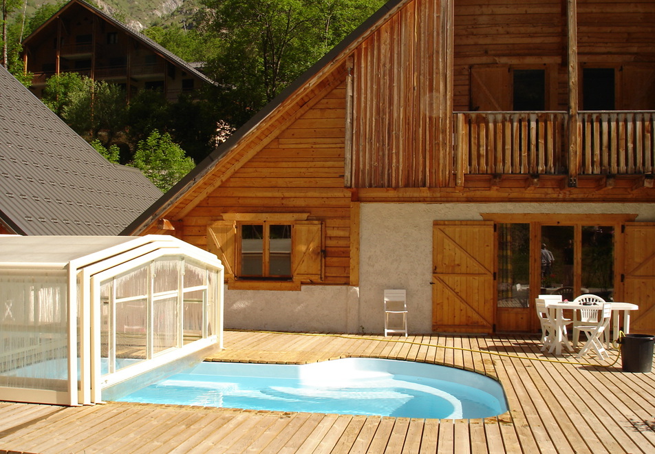 Le Planet I & II, Venosc (self catered chalets) - Pool