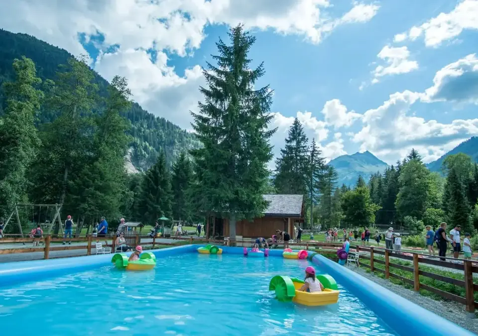 Les Contamines-Outdoor leisure area (1).webp