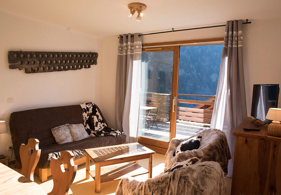 Chalet Mary, Vaujany (self catered apartment) - Living room
