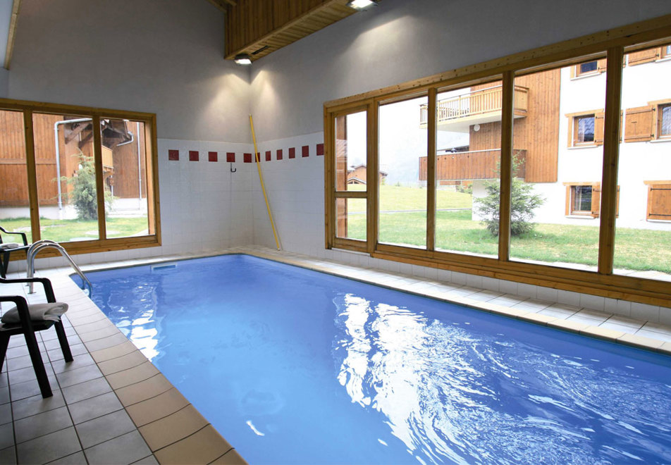 Les Fermes de Samoens, Samoens (self catered apartments) - Indoor Pool